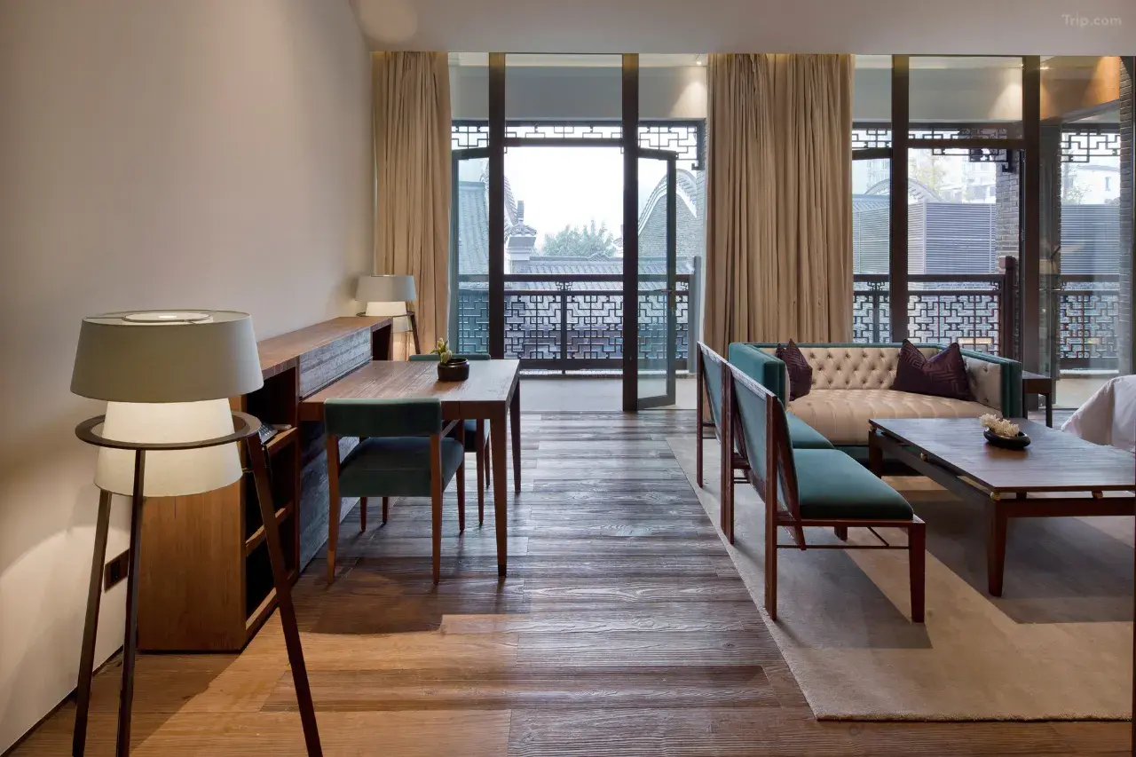 Guanyin Yiyuntai Hotel Chengdu