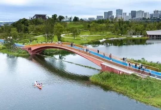 chengdu Xinglong Lake Tech Corridor