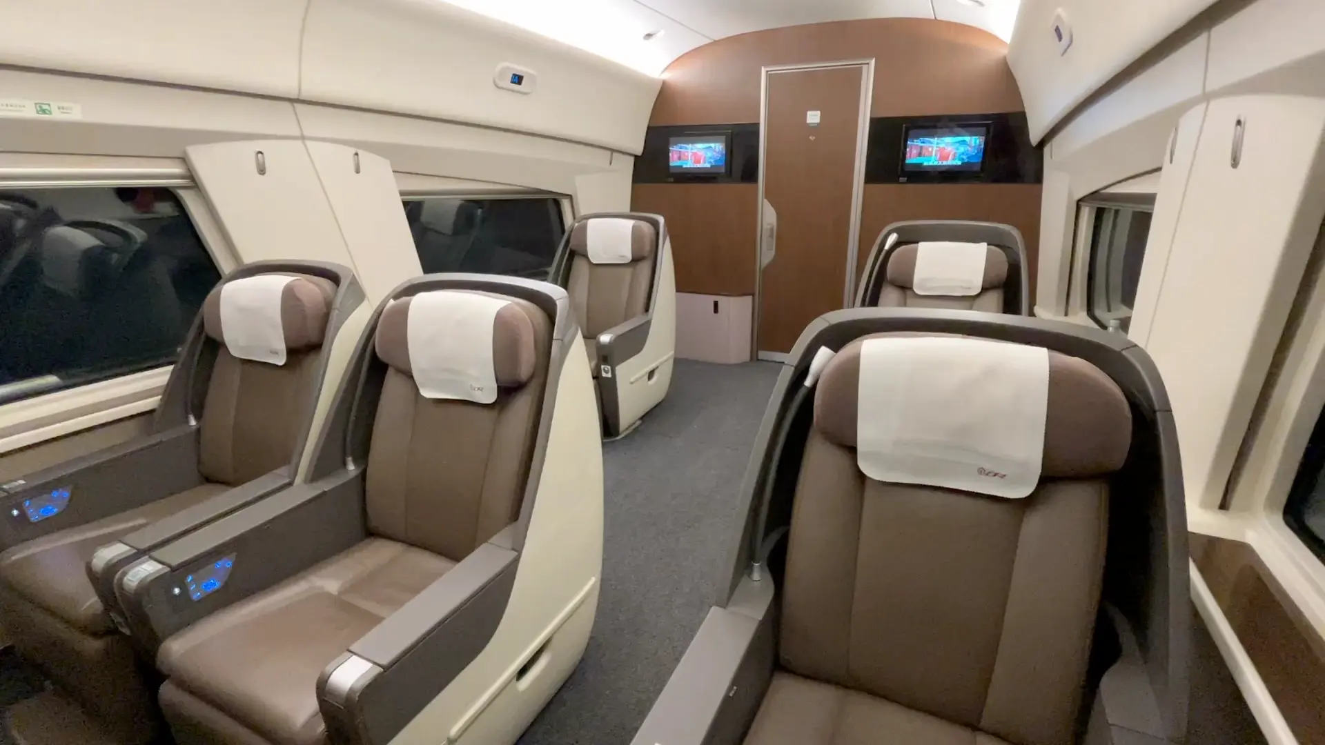 Business Class 3
