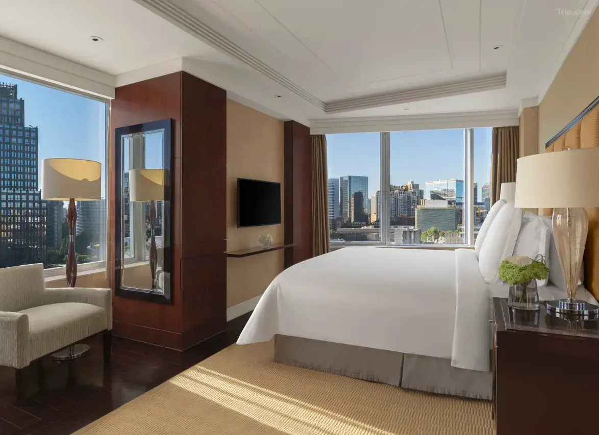 Four Seasons Hotel