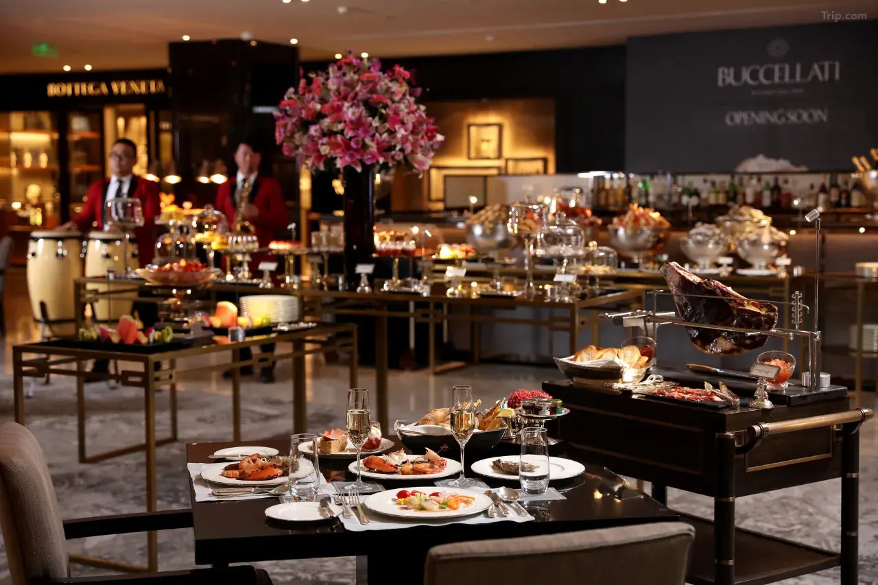 Peninsula Dining Part Beijing