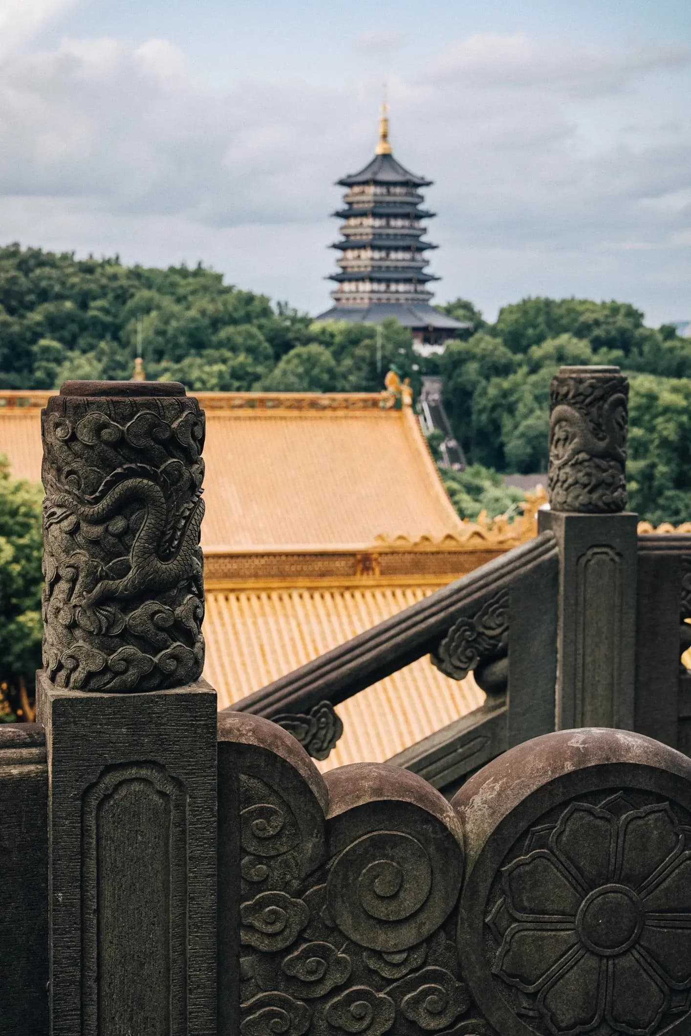 West Lake Jingci Temple (1)
