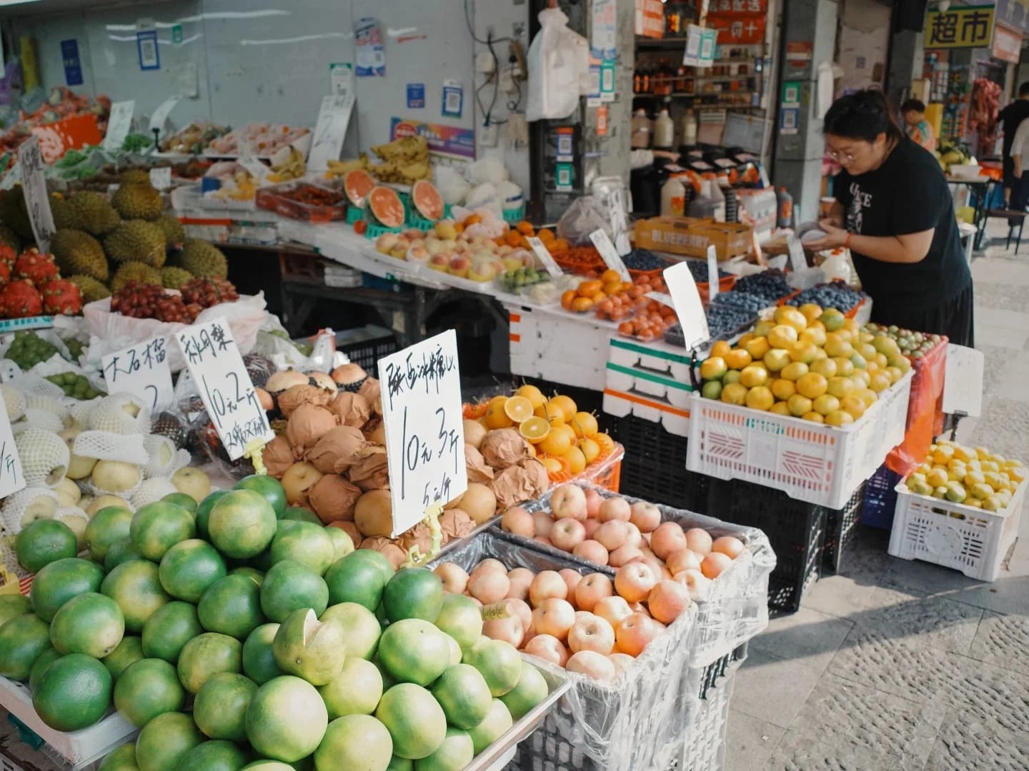 West Lake Shiwu Kui Lane