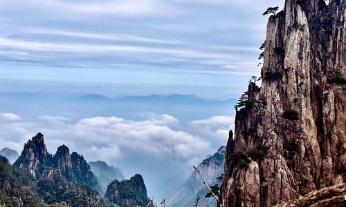 Shixin Peak (Beginning-to-Believe Peak)