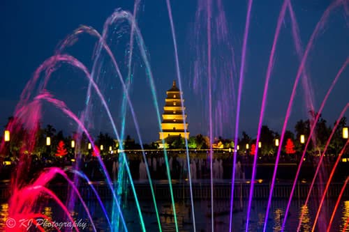 Big Wild Goose Pagoda North Square Music Fountain Show