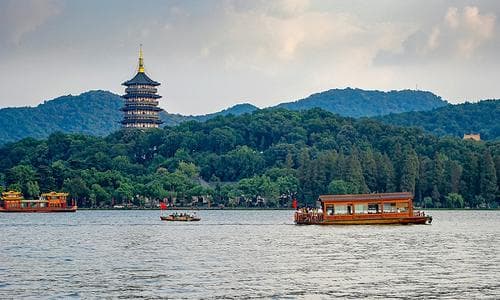 West Lake Boat Cruise