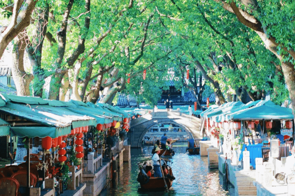 Grand‑Canal Market