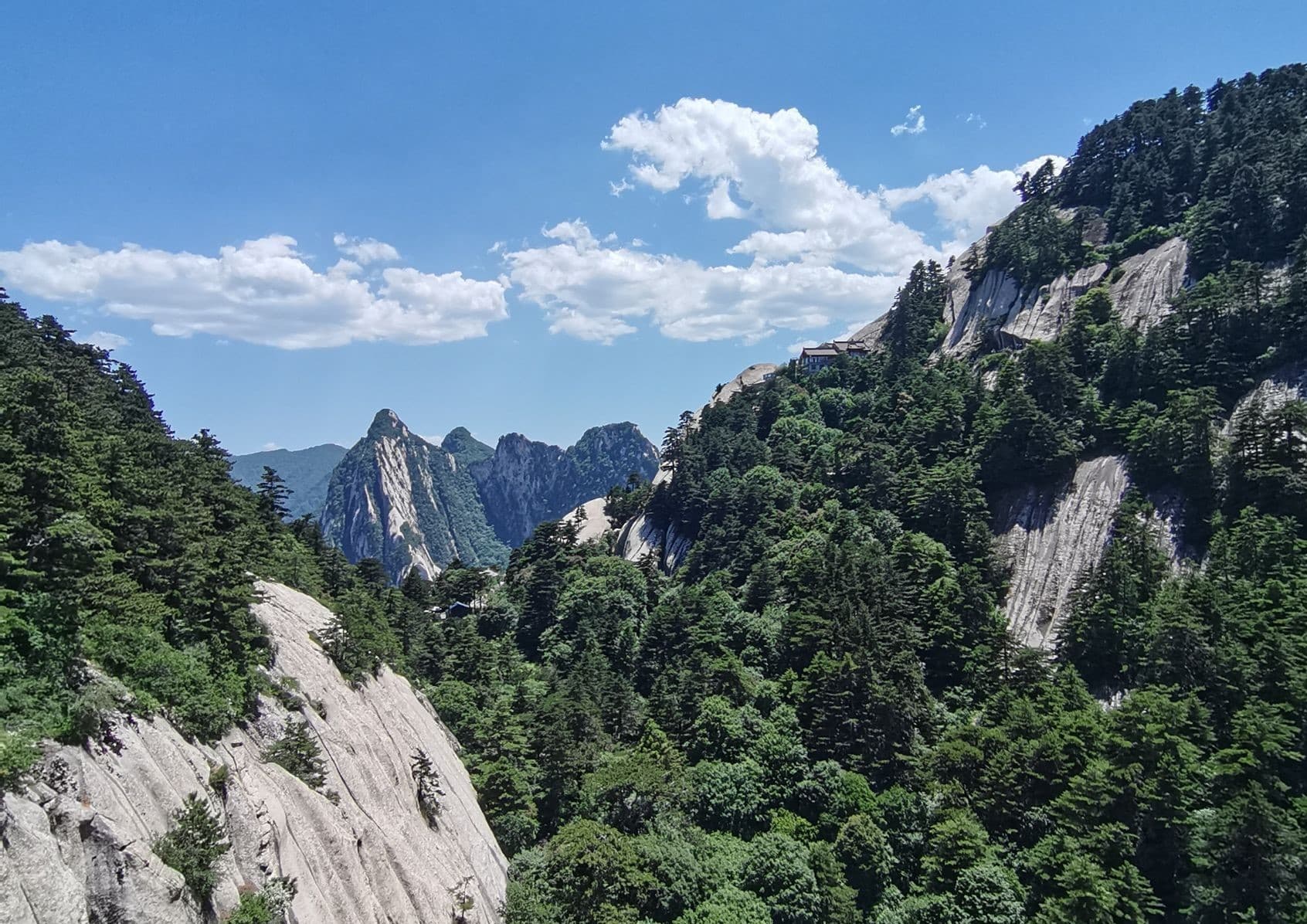 Middle Peak (Jade Maiden Peak)