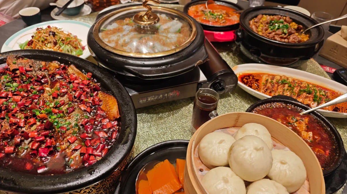 Tao De Clay Pot Sichuan Cuisine Experience