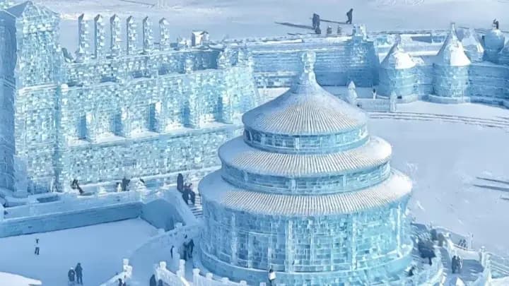 Ice and Snow World