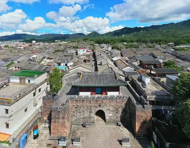 Shenzhen Urban Village – From Fishing Village to Megacity