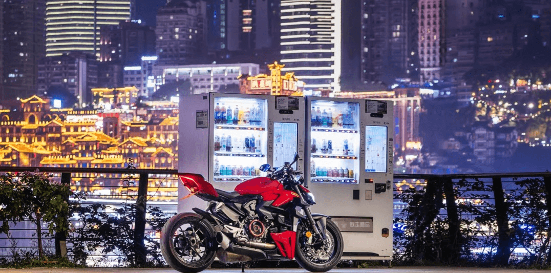 Motorcycle Street Photo Experience