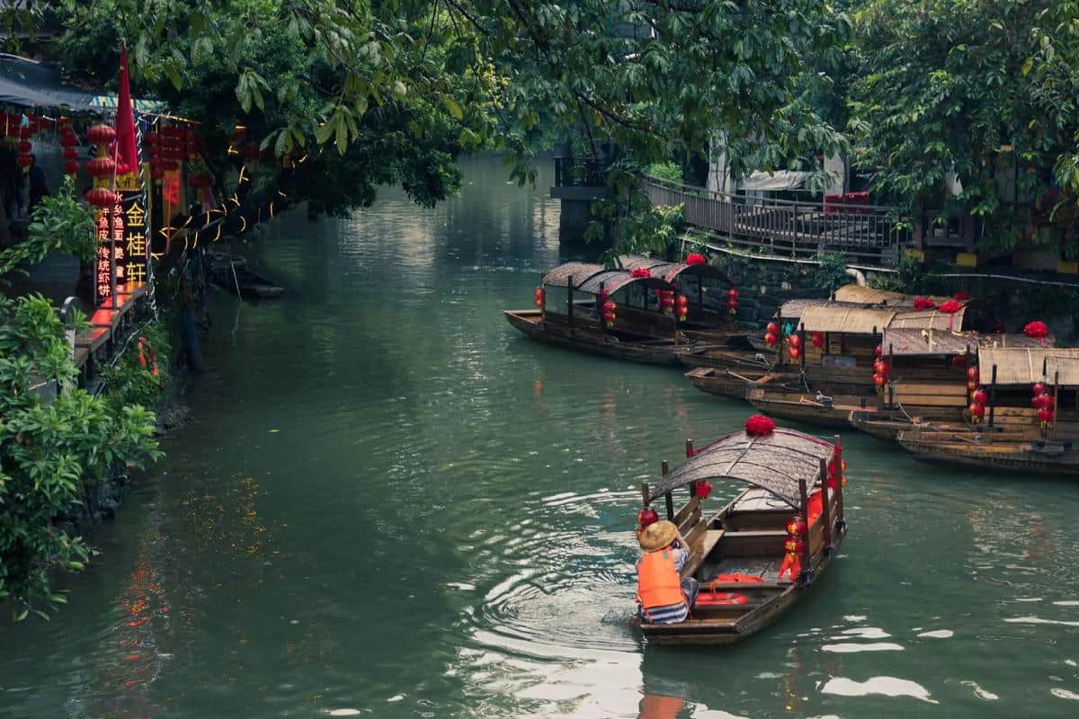Southern China Awaits - A 7-Day Guangdong Tour: Exploring History, Culture, and Beauty