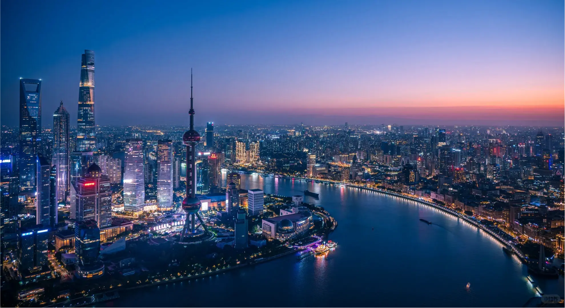 8-Day Shanghai Holiday: City Icons, Disney Magic & Water Town Escape