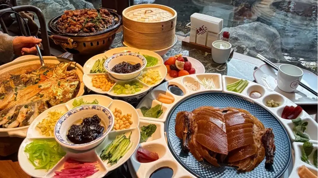 Beijing Culinary Heritage Experience | Courtyard Dining & Authentic Zhajiangmian Journey