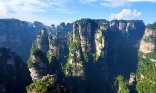 1-Day Zhangjiajie: Golden Whip Stream Hike, Avatar Peaks & Tianzi Summit
