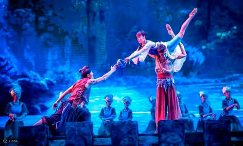 Charm Xiangxi (Standard Seats) + Transfer & English Guide