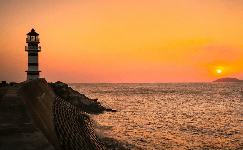 Sunset in Old Xiamen – Fishing Village & Harbor Experience