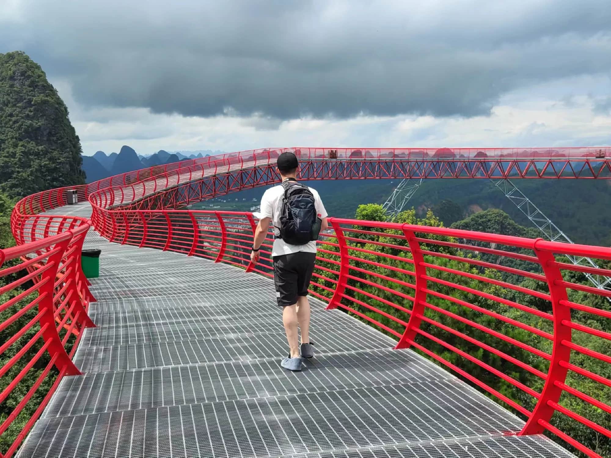 Guilin yangshuo private day tour: Ruyi Peak Glass Bridges & Photography Adventure