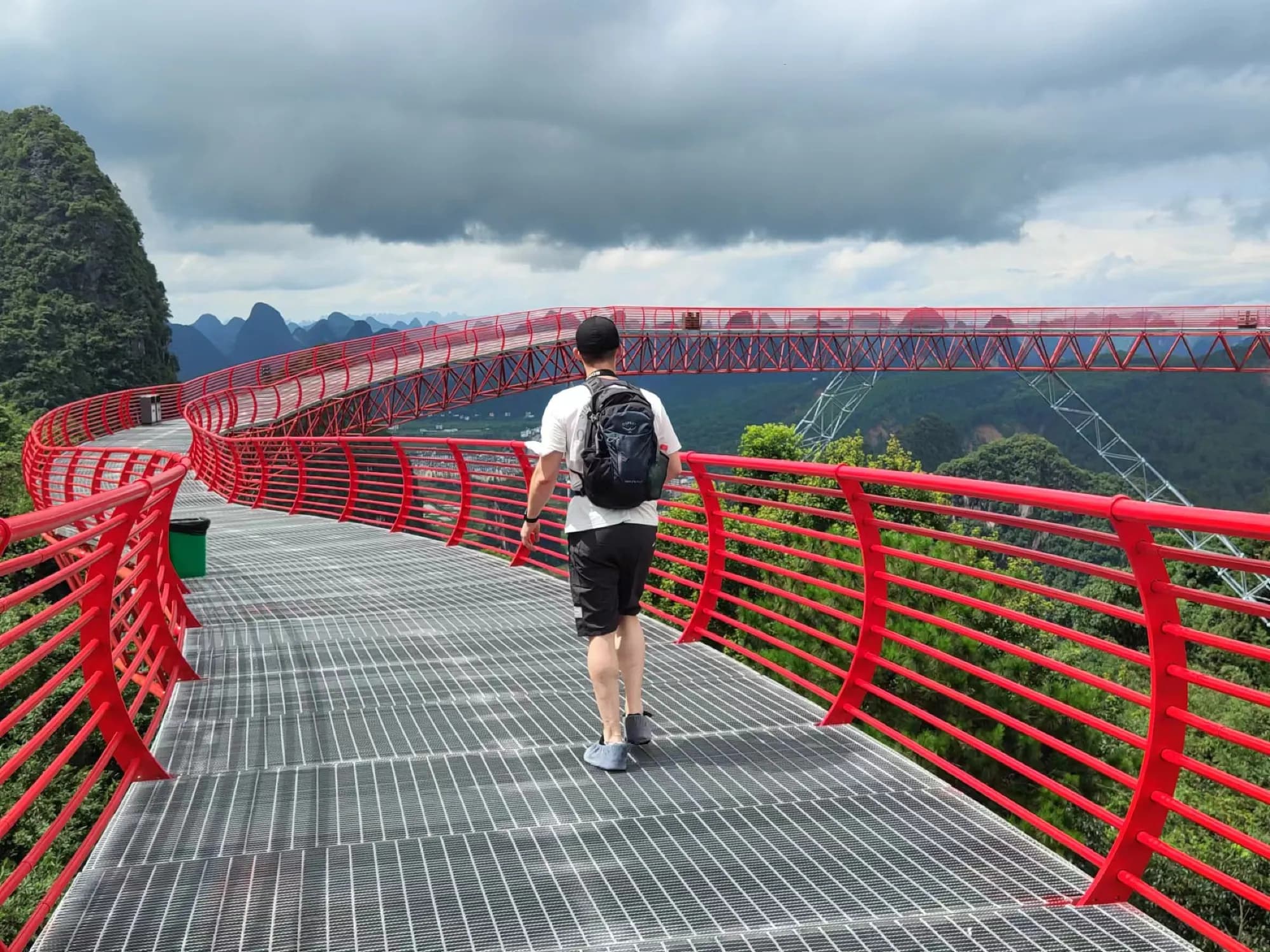 Guilin yangshuo private day tour: Ruyi Peak Glass Bridges & Photography Adventure