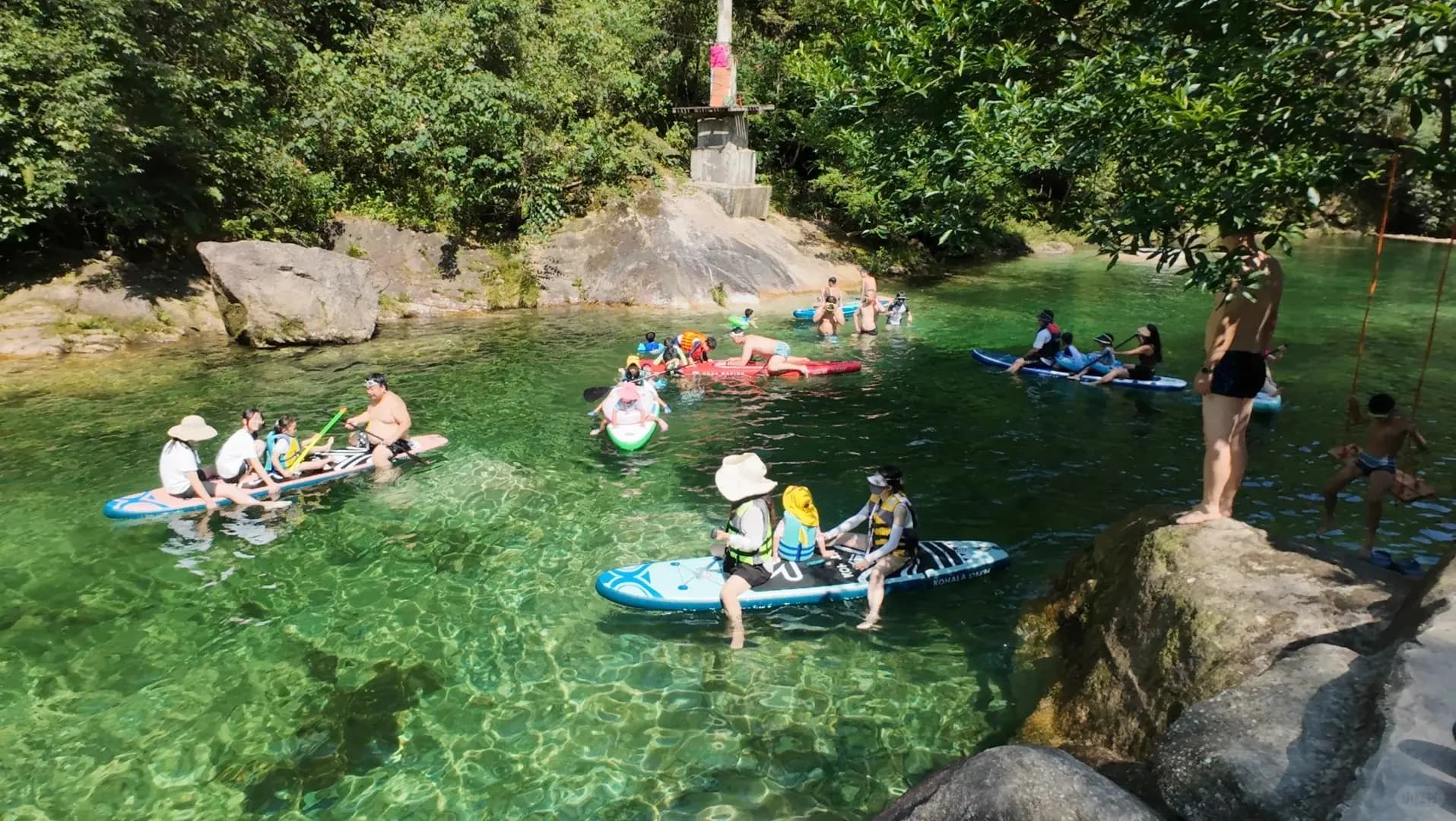 Xingyun Lake Paddleboarding / Kayaking