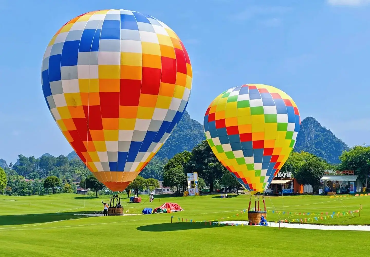 Guilin Hot Air Balloon & Iconic City Sights Private Day Tour