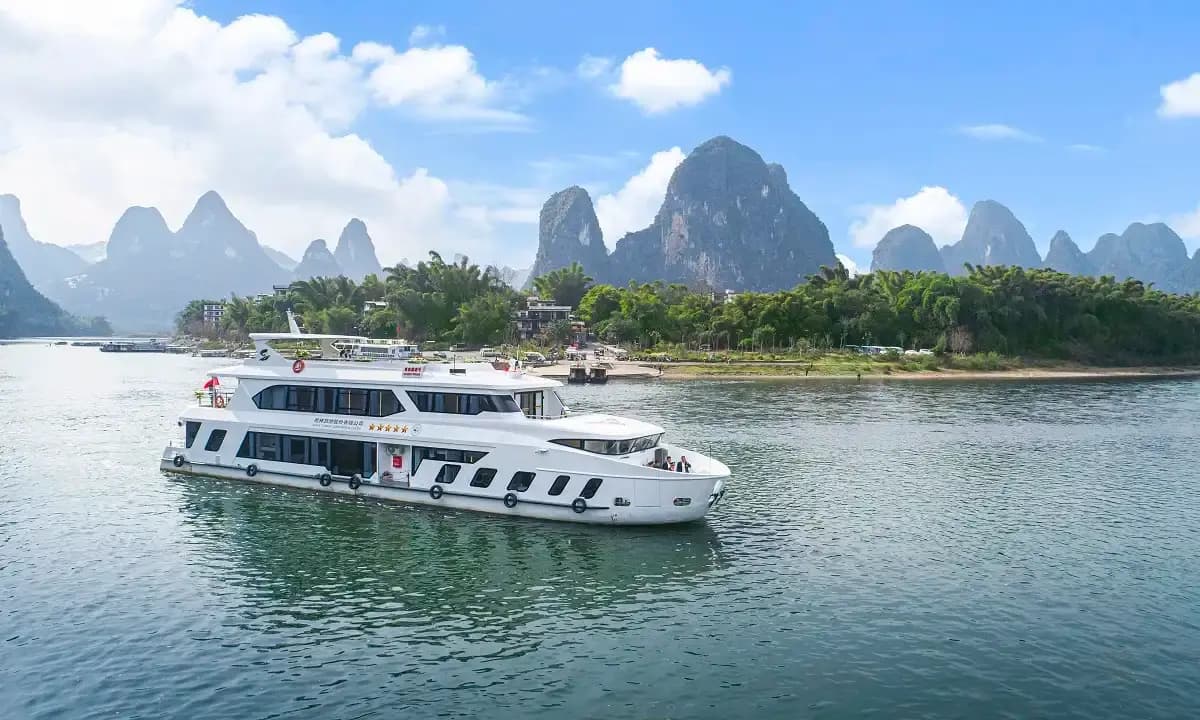 five star Li River Cruise