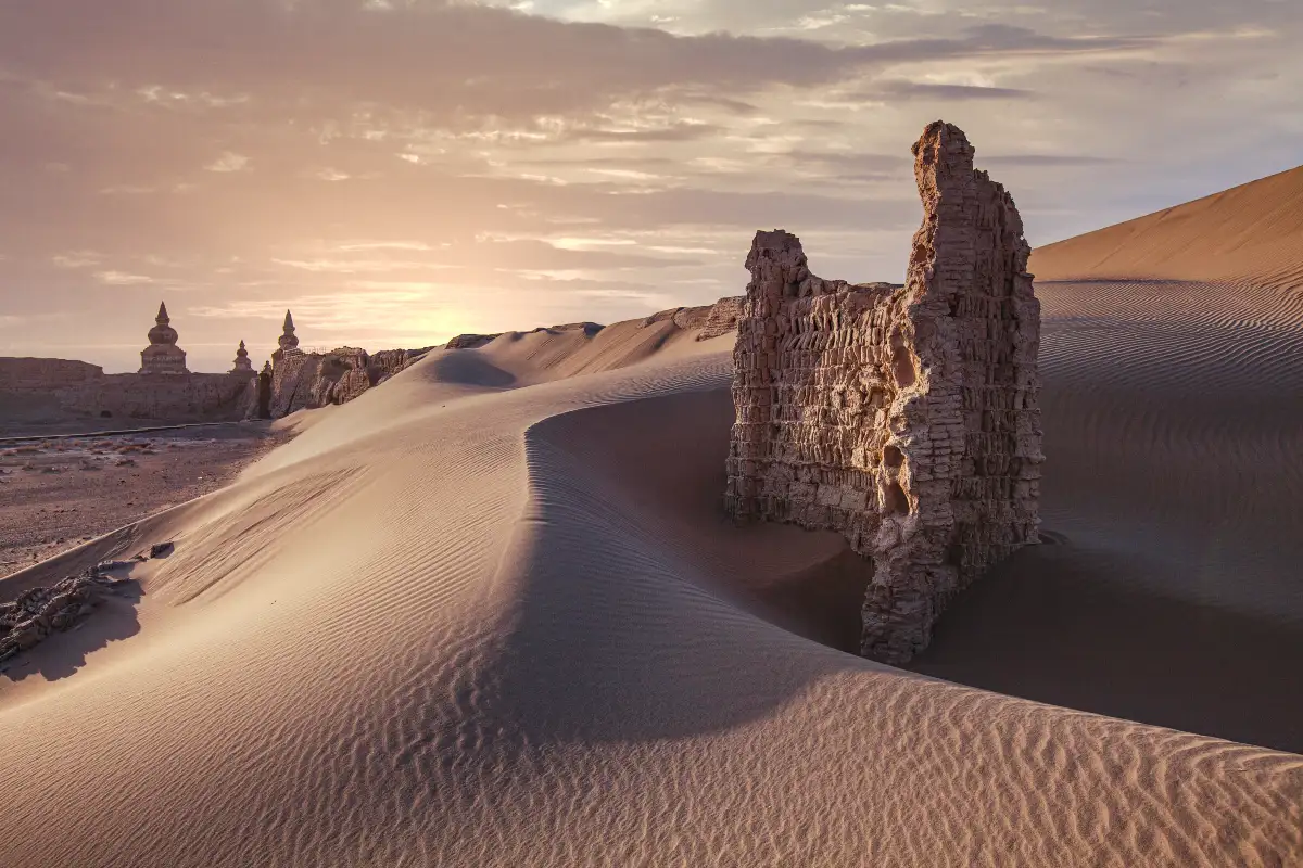Ejin Banner → Heishui City Ruins →Strange Forest