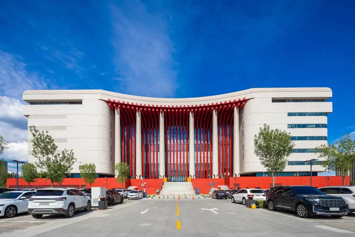 Inner Mongolia 2-Day Tour: Museum, Old Street & Xilamuren Grassland