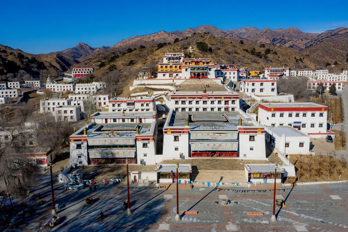 7 Days Inner Mongolia Tour: Grassland, Desert & Genghis Khan