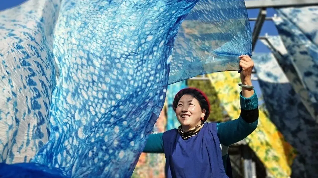 Zhoucheng Bai Tie-Dye Village