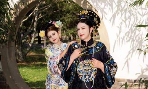 Hanfu Portraits: Step Into China’s Imperial Elegance