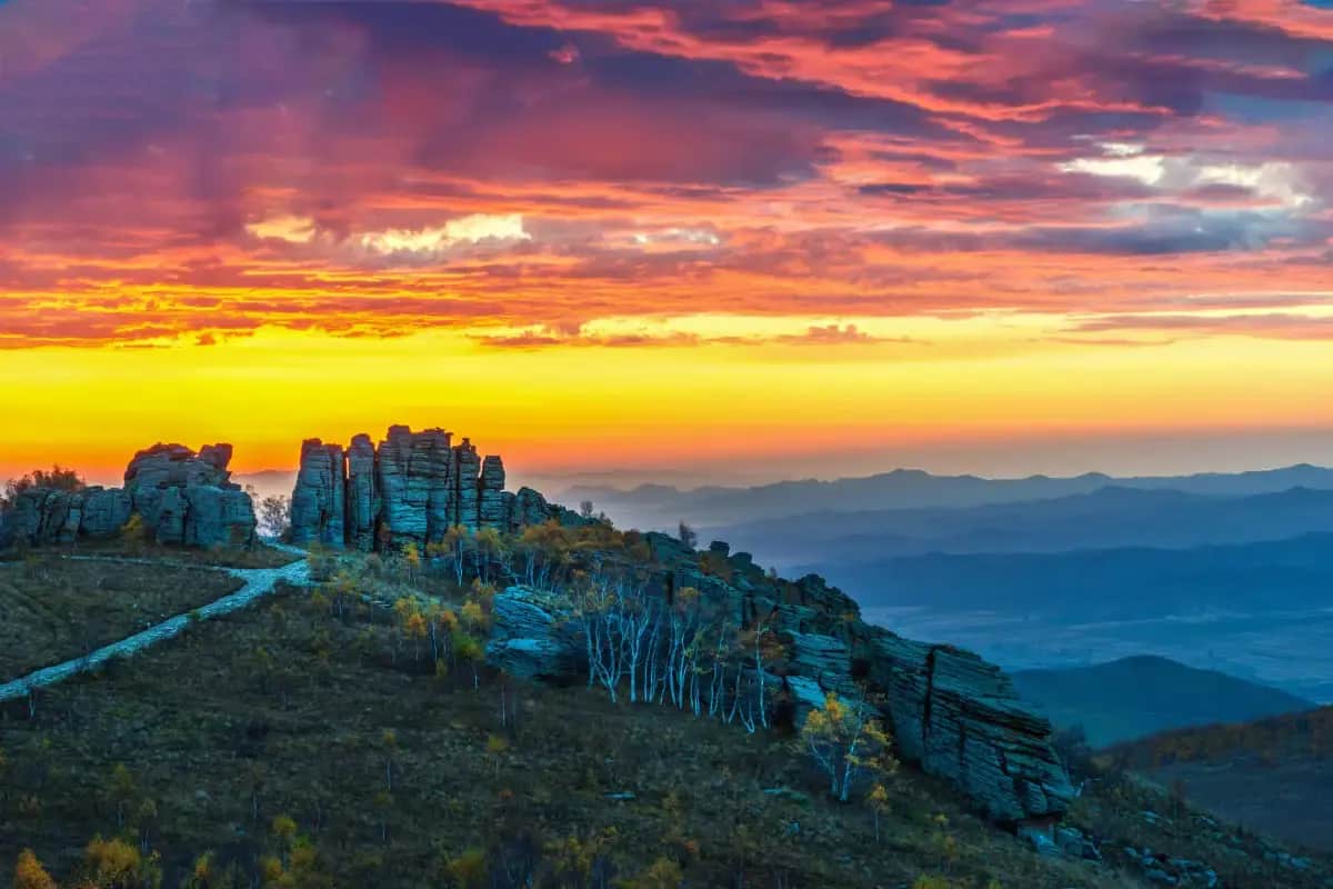 5 Days Inner Mongolia Grassland & Desert Tour from Beijing