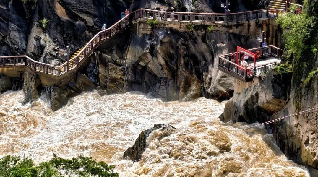 Upper Tiger Leaping Gorge