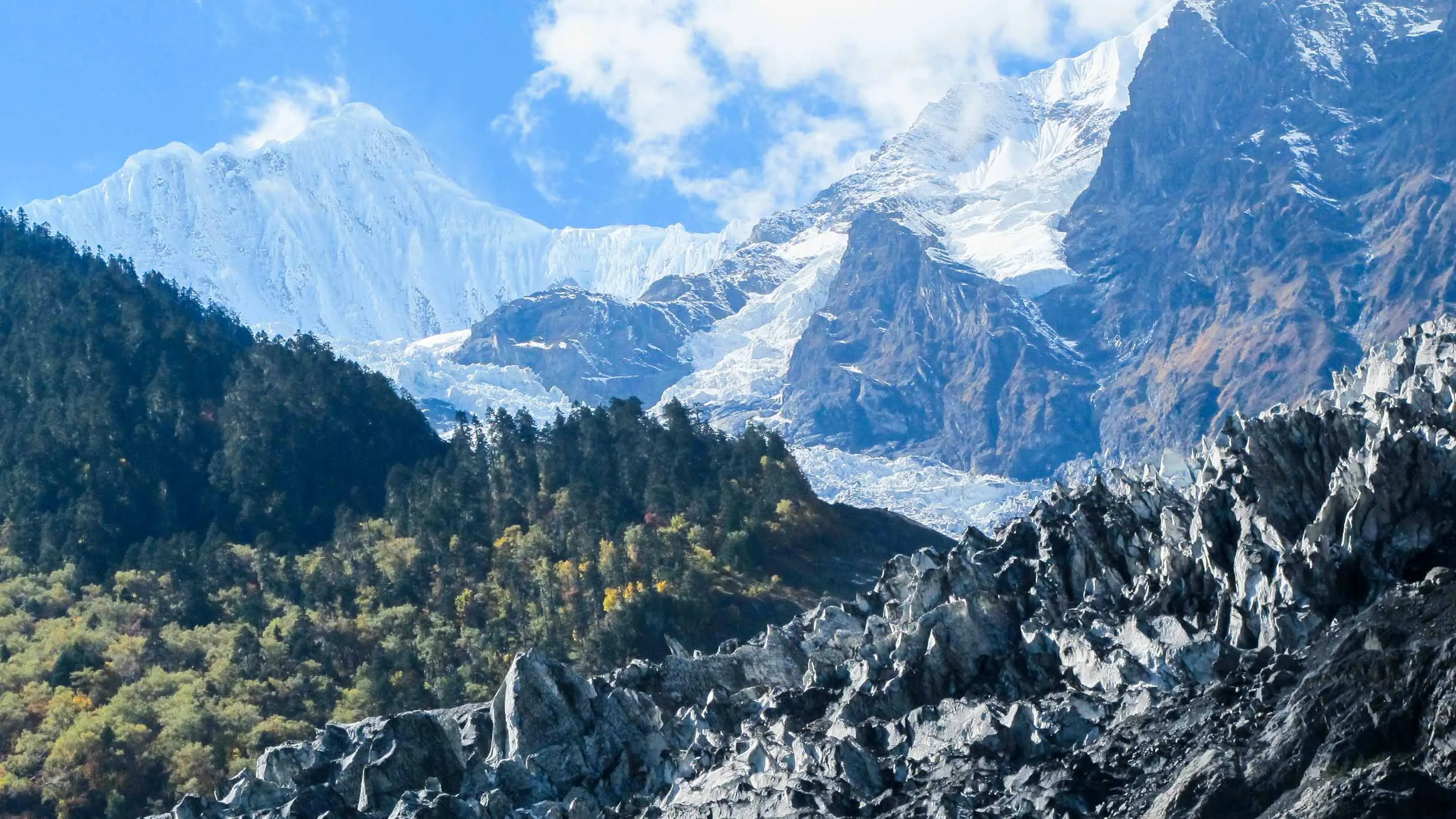 Mingyong Glacier