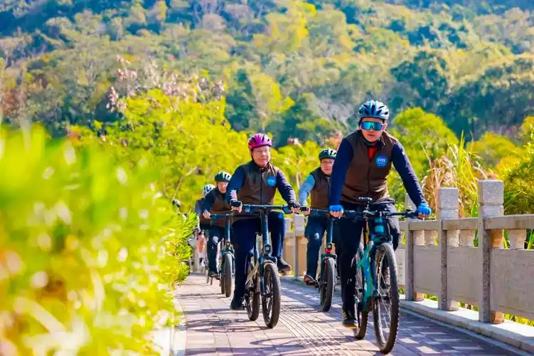 Shenzhen Leisure Cycling Day Tour | Bay, River & Coast