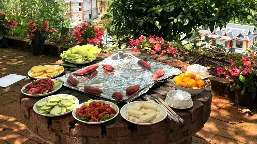 Lunch (optional)
