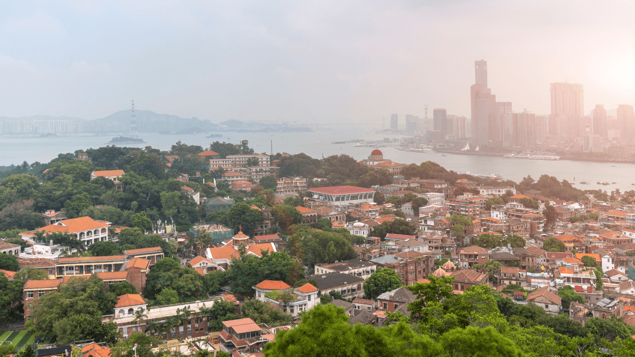 Explore Gulangyu Island: A Guided Gulangyu Island Tour of Gardens, Temples, and History