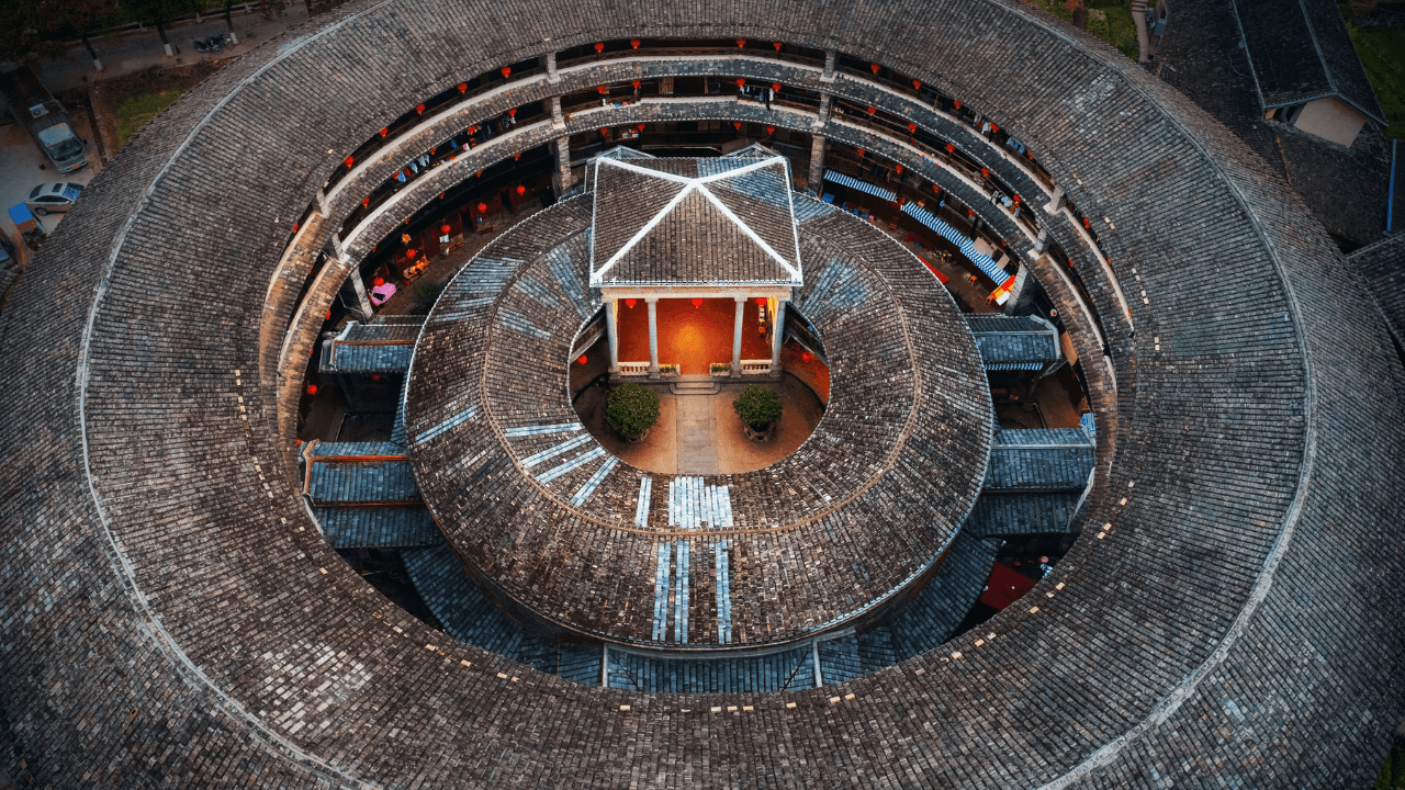 Explore Fujian Tulou on a Xiamen Day Tour: Tianluokeng, Yuchanglou & Taxia Village