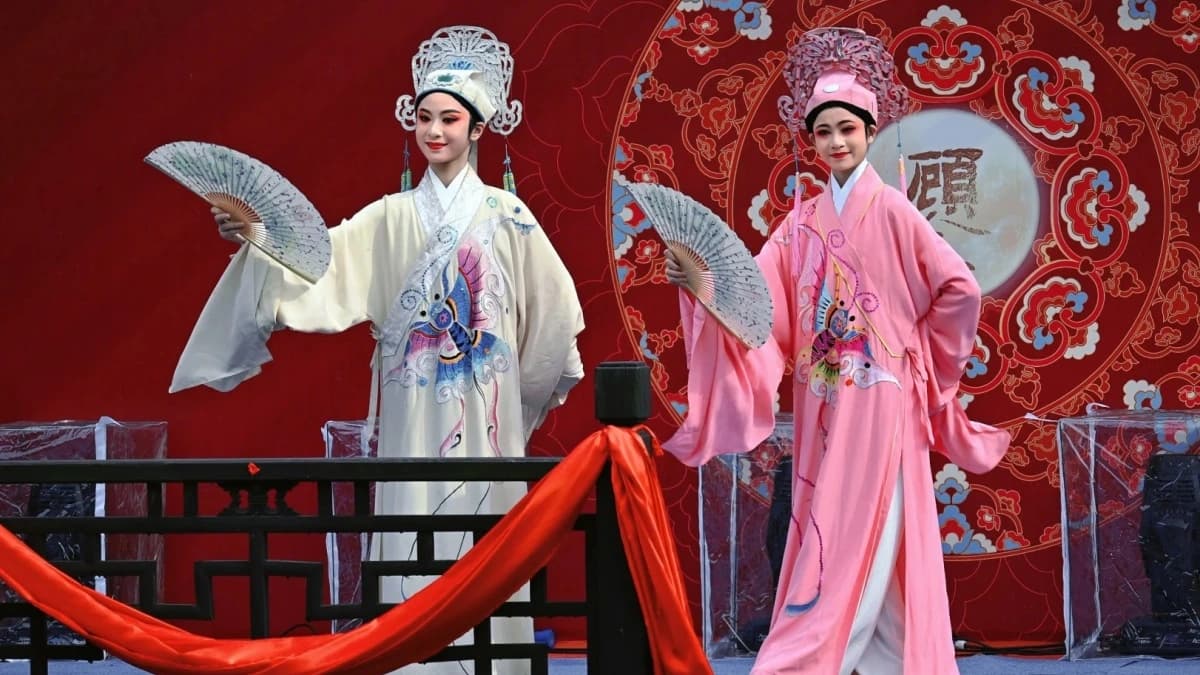 Yue Opera Show
