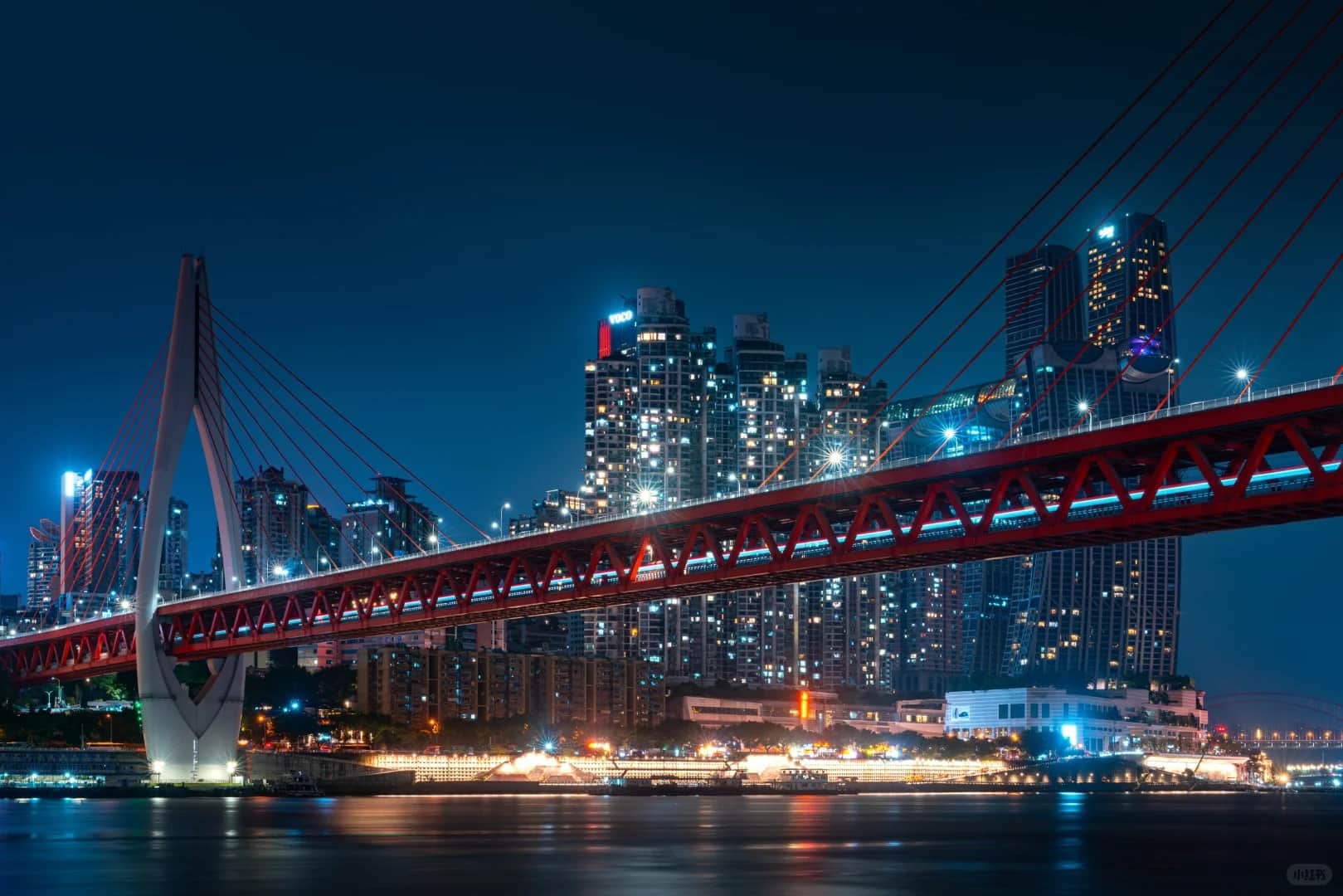 1-Day Chongqing Night Tour: Hongya Cave Lights, River Skyline & City Glow