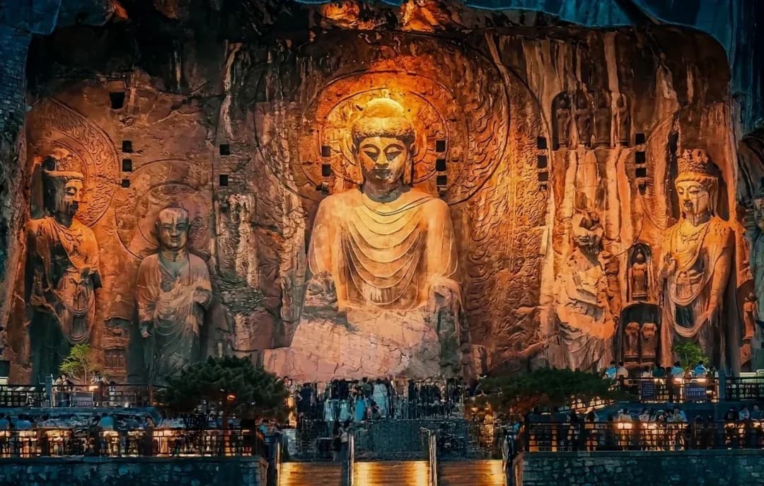 Luoyang Longmen Grottoes 5