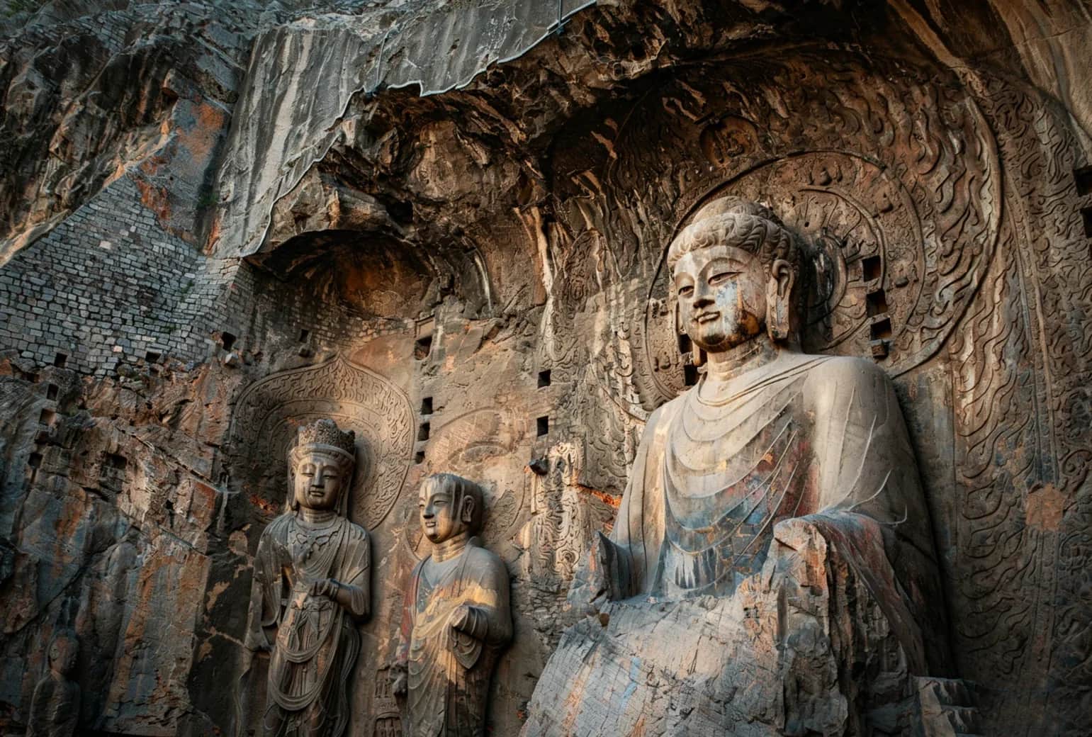 Xi’an to Luoyang Curated Day Tour: Footprints of Ancient China & Hidden Heritage