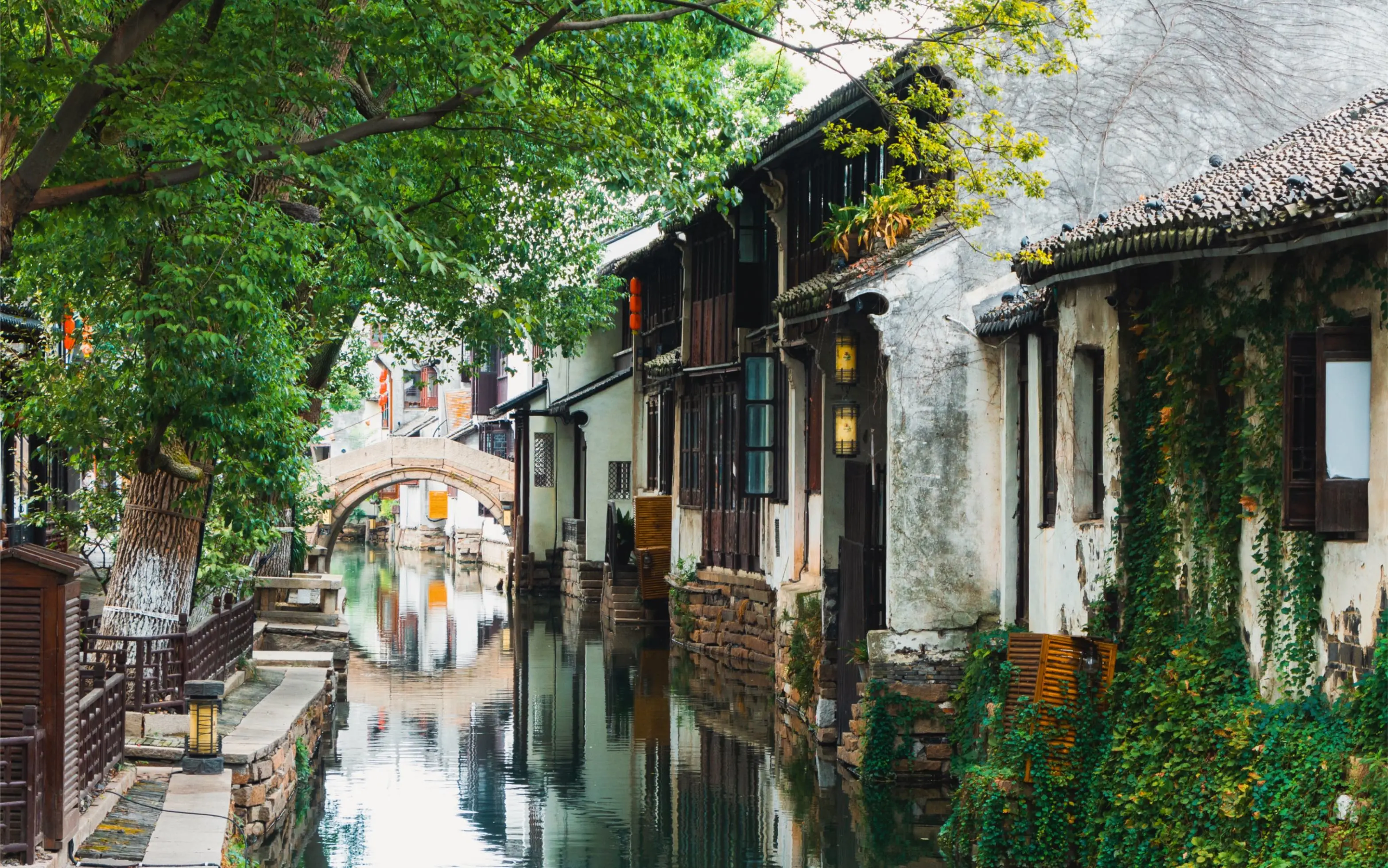 2-Day Suzhou & Zhouzhuang Escape: From Elegant Gardens to Riverside Villages