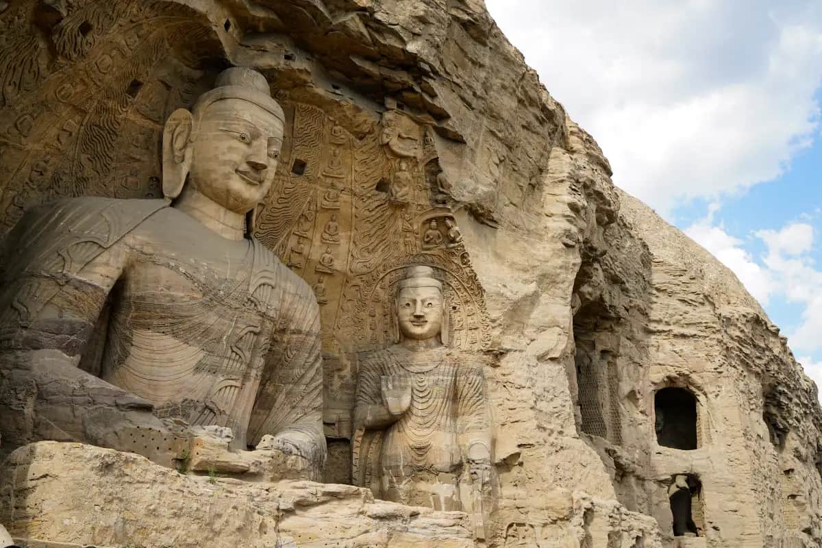 Datong 1 Day Tour: A Rare Glimpse into Northern China’s Imperial & Buddhist Treasures