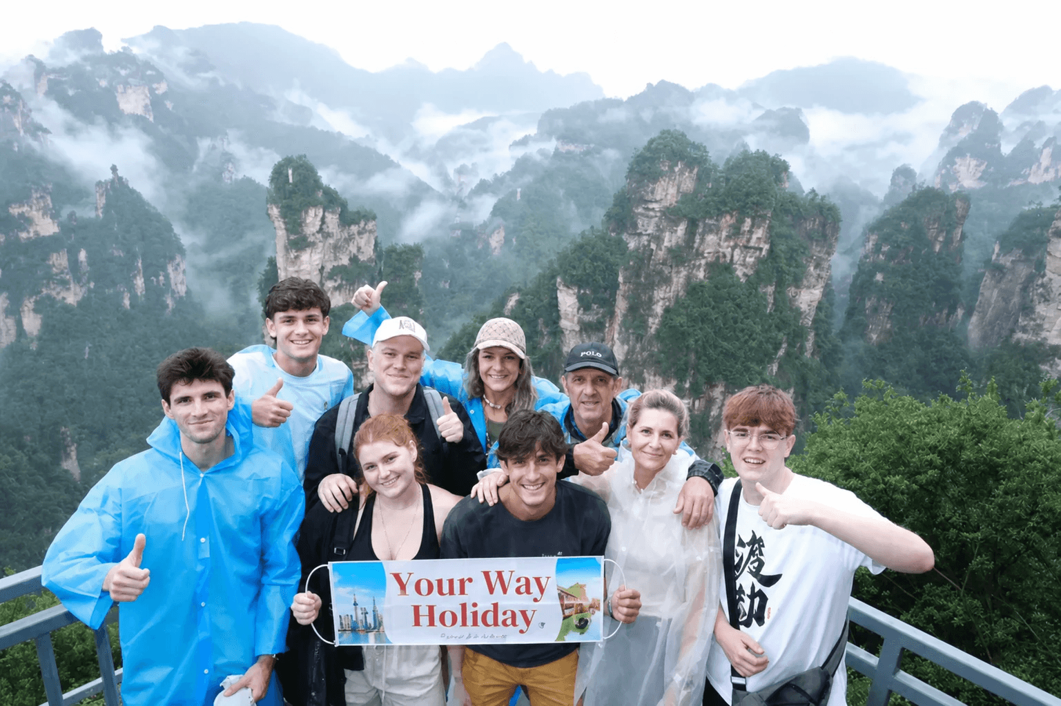 zhangjiajie peaks travel group 02