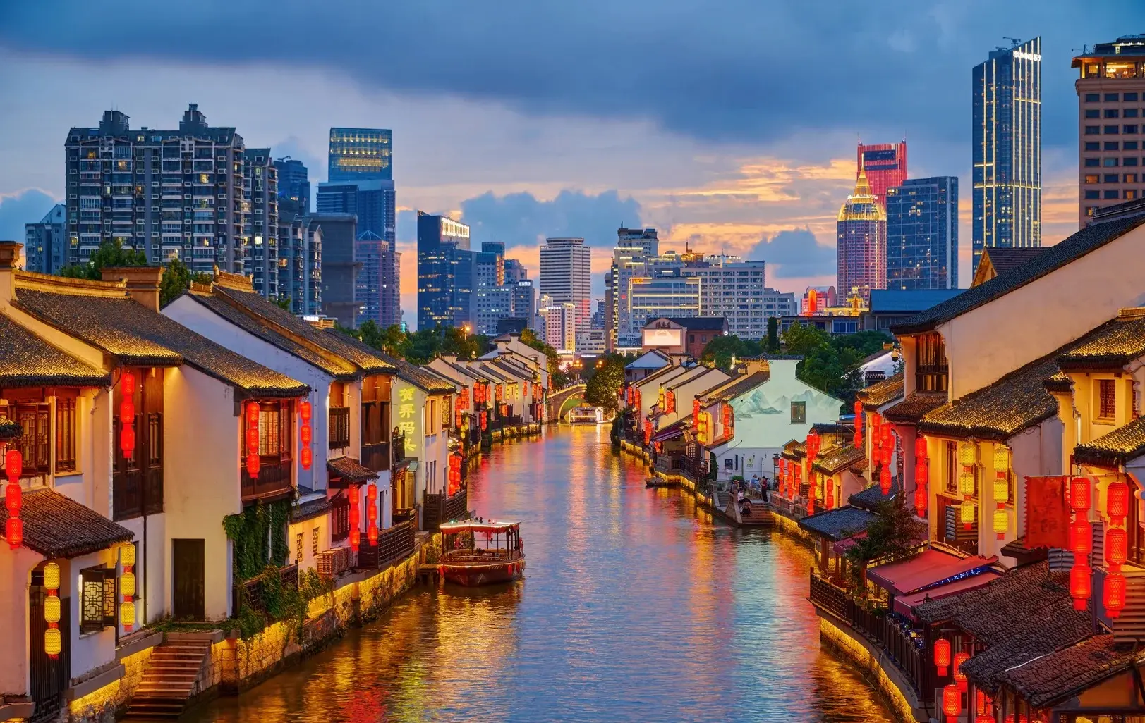Shanghai-Wuxi Private Tour: Donglin Academy, Nanchan Temple & Ancient Canal