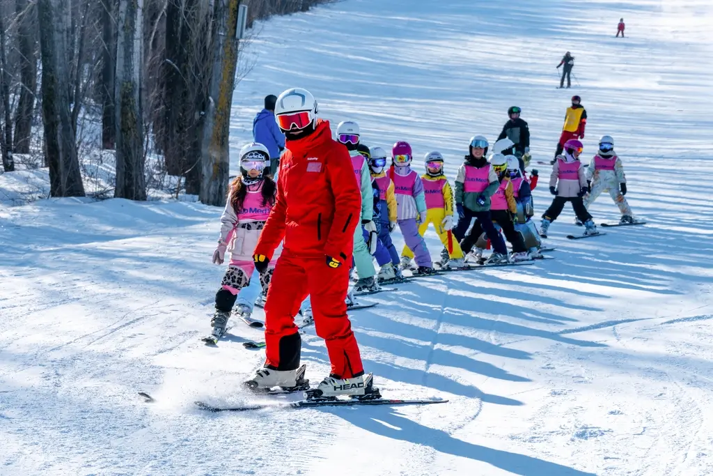 4-Day Harbin Winter Tour & Harbin Day Tour with Yabuli Skiing