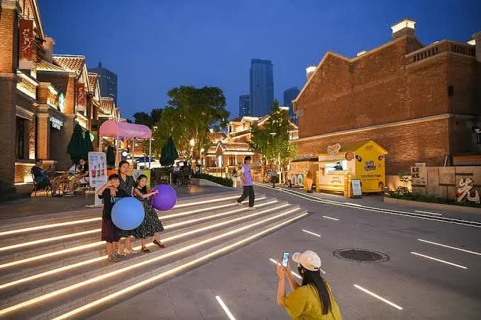 Five Great Avenues
