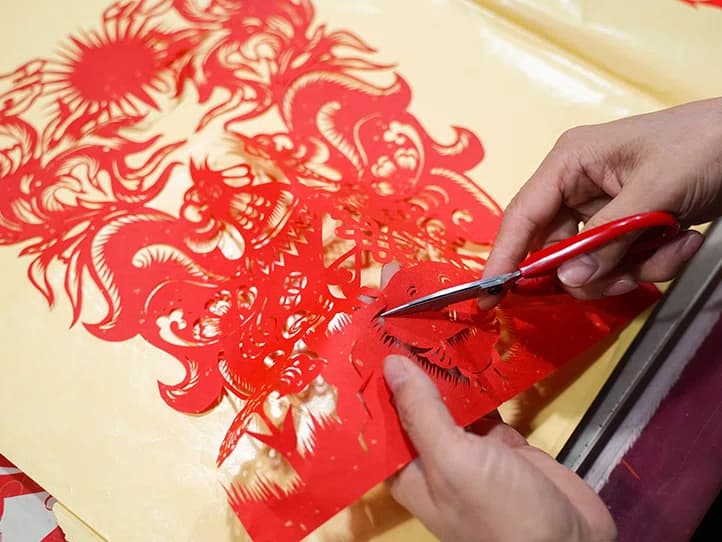 Xi’an Paper-Cutting Experience
